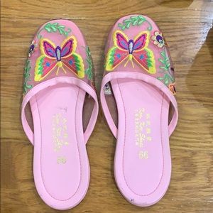 Made in tokyo slides “Kae lee shoes”